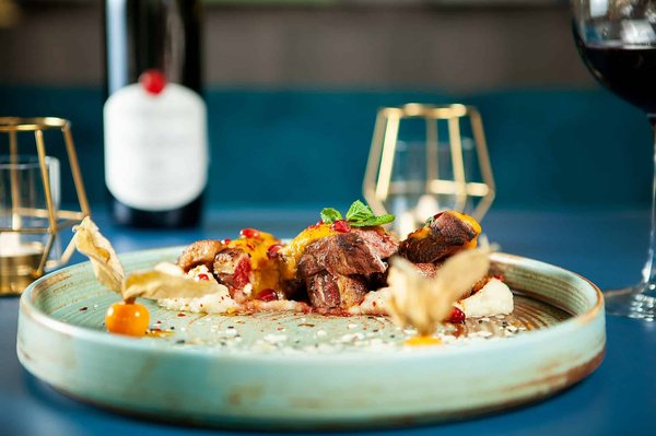 Comment découvrir les traditions culinaires de la région de Toscane en Italie ?